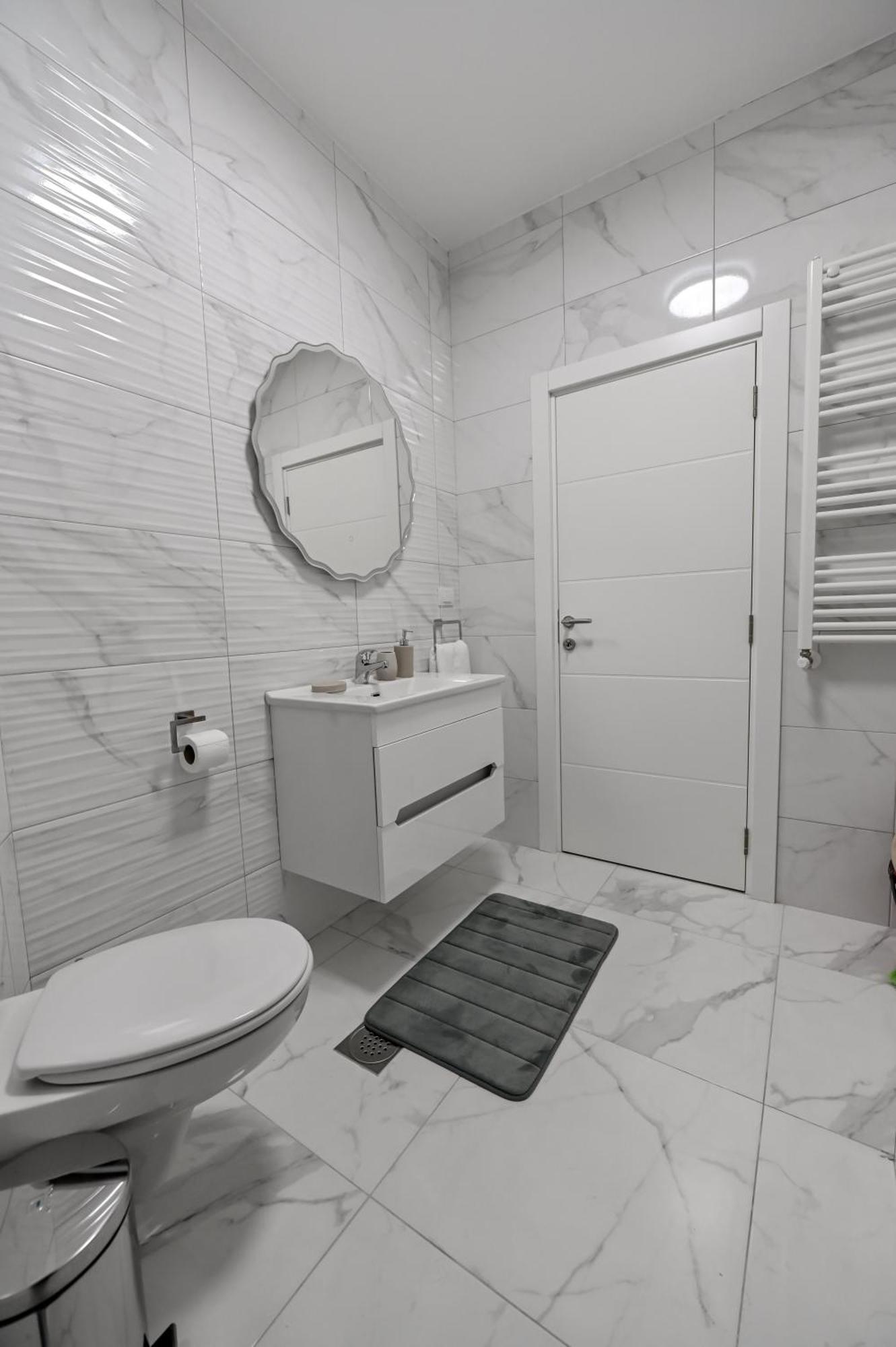 Porto Lux Apartment อารันเยโลวัคส์ ภายนอก รูปภาพ
