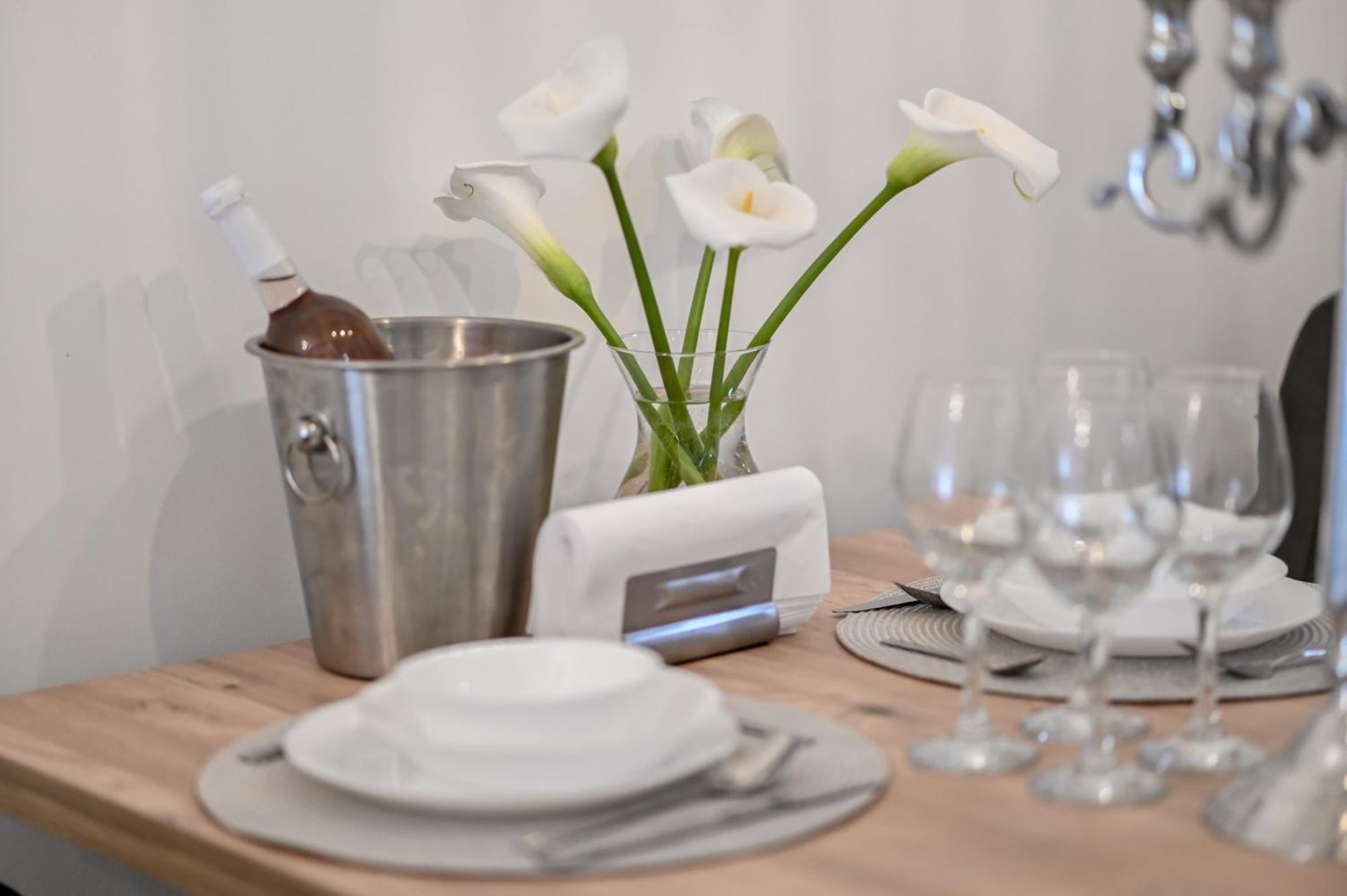 Porto Lux Apartment อารันเยโลวัคส์ ภายนอก รูปภาพ