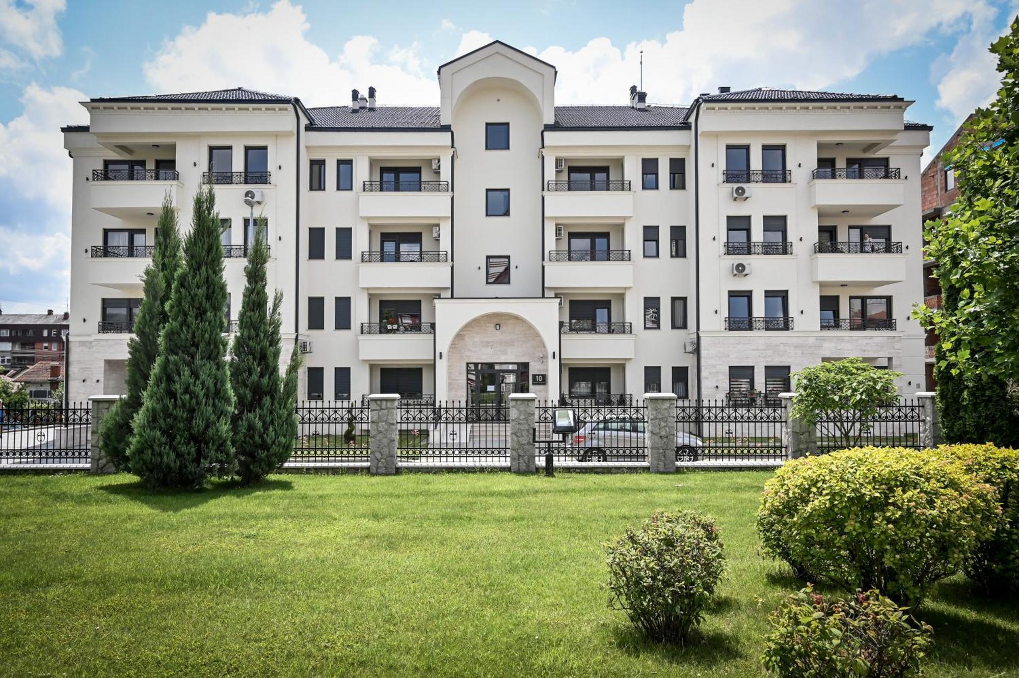 Porto Lux Apartment อารันเยโลวัคส์ ภายนอก รูปภาพ